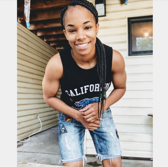 Meet your Posher, Jessena - Picture 1 of 1